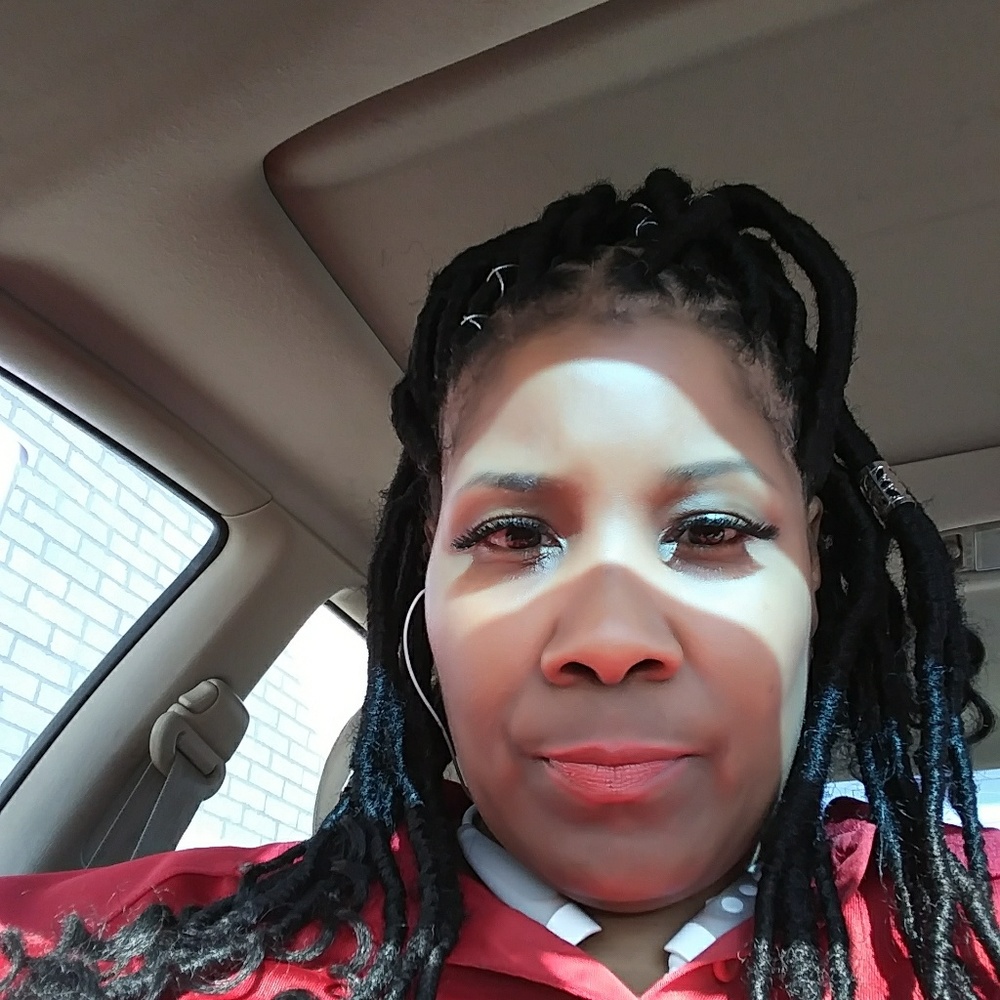 Meet your Posher, Christine